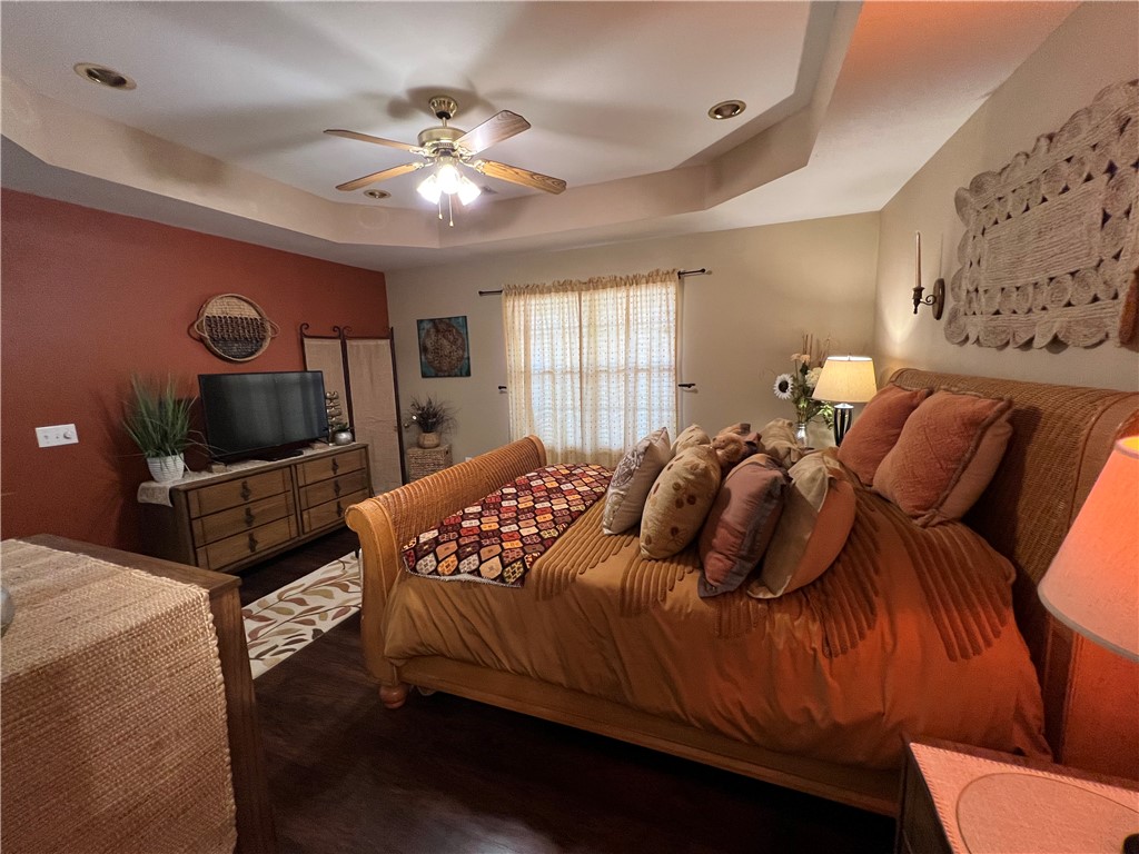 Stillwell Manor - Residential