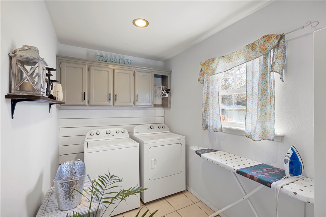 Stillwell Manor - Residential