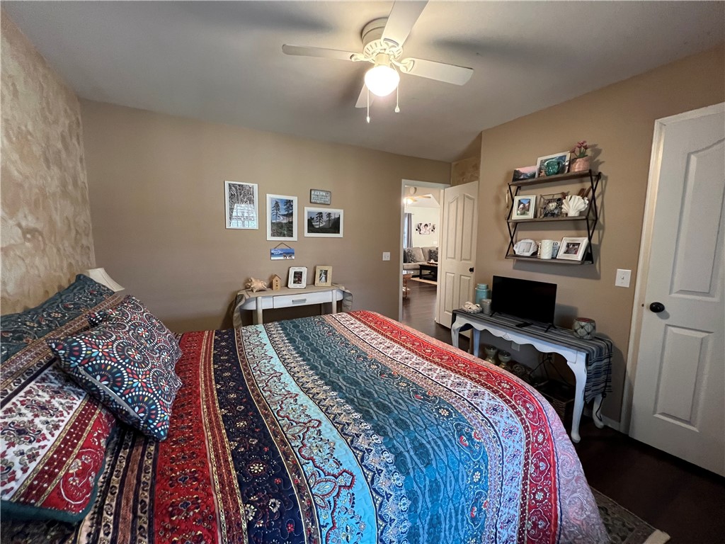 Stillwell Manor - Residential