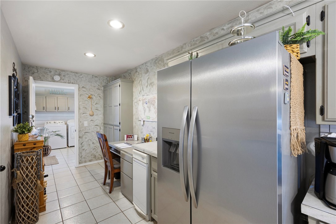 Stillwell Manor - Residential