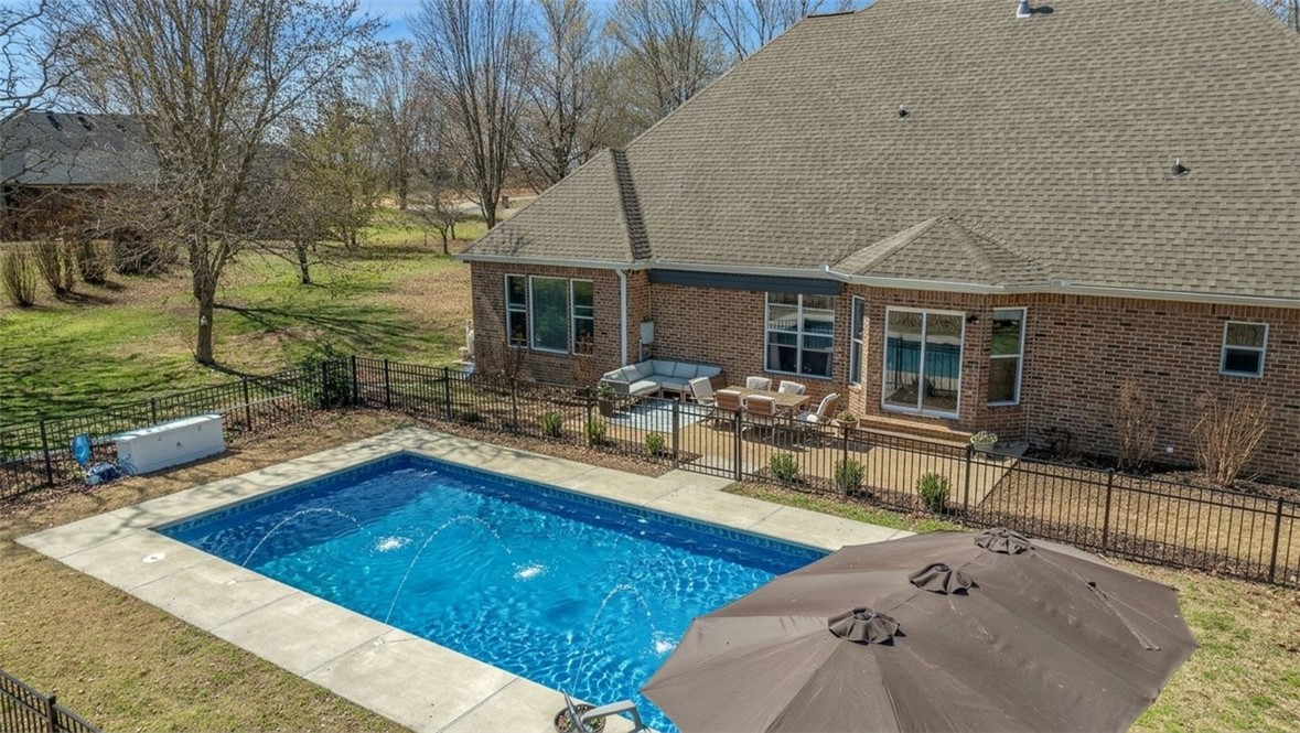 Windsong - Residential