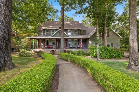 2017 NW Desoto Drive Bentonville AR 72712