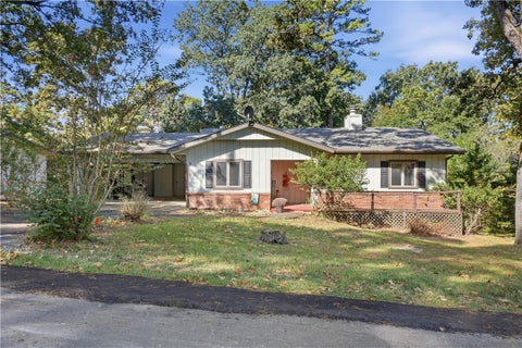 Photo of 7 Grisham Lane, Bella Vista, AR 72715 (MLS # 1361983)