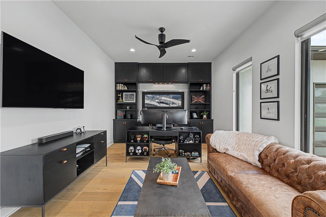 West End Acres Sub Centerton - Residential