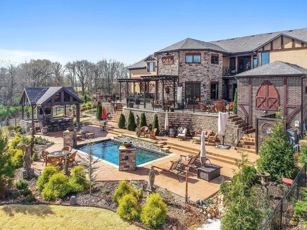 Estates At Dogwood Canyon - Residential