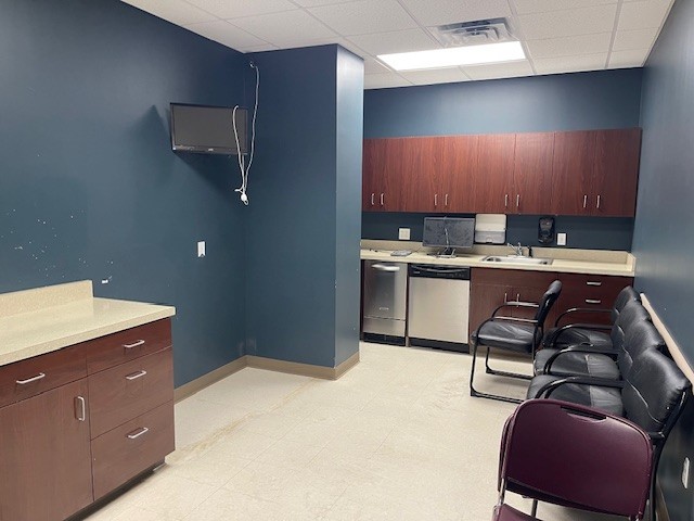Fayetteville Outlots - Commercial Lease