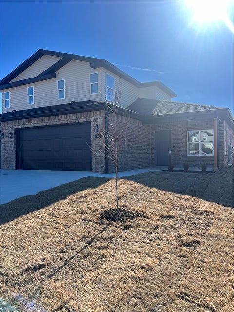 Photo of 602 Cosmos Street, Centerton, AR 72719 (MLS # 1362228)