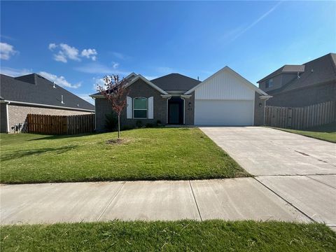 Photo of 350 Emerald Woods, Farmington, AR 72730 (MLS # 1326339) Photo of 350 Emerald Woods, Farmington, AR 72730 (MLS # 1326339)
