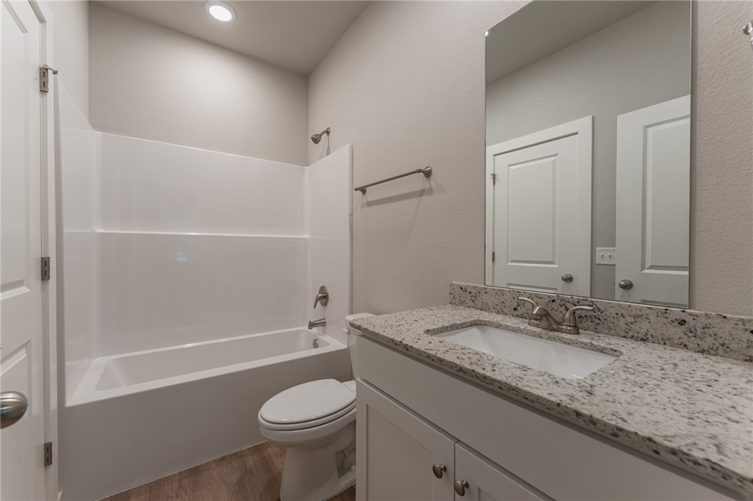 Van Buren Avenue Residences - Residential