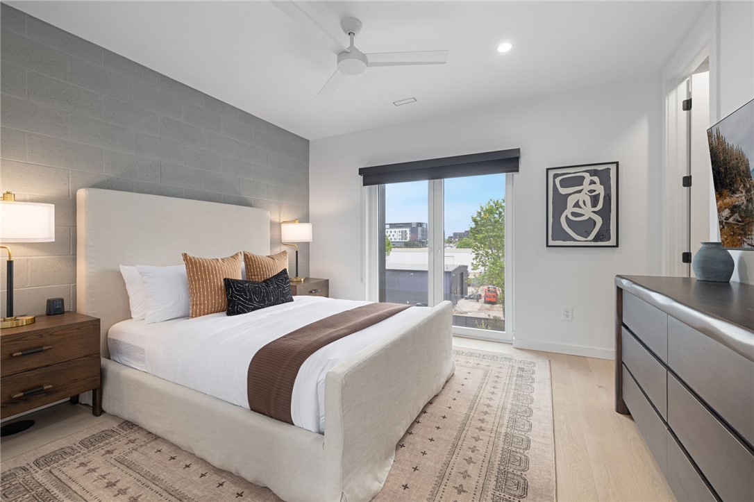 LIGHTBOX AT MARKET-BENTONVILLE - Residential