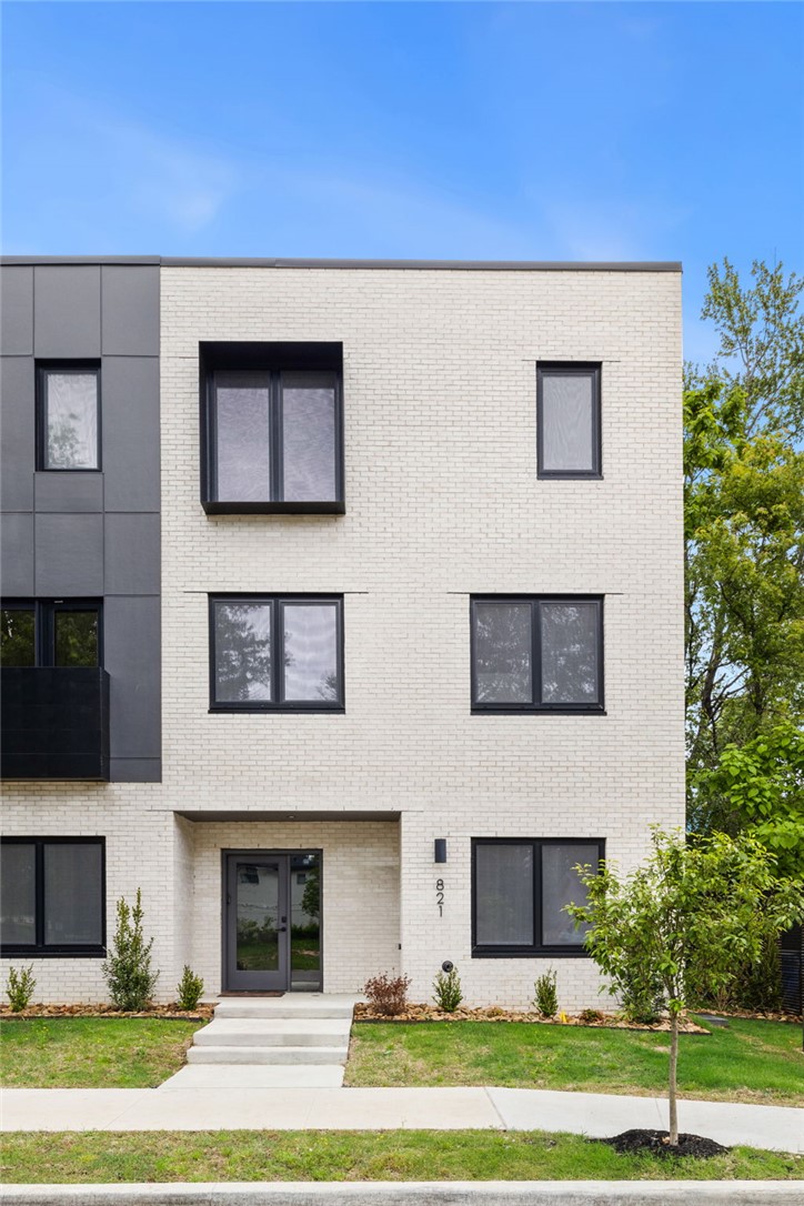 LIGHTBOX AT MARKET-BENTONVILLE - Residential