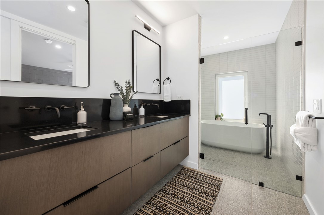 LIGHTBOX AT MARKET-BENTONVILLE - Residential