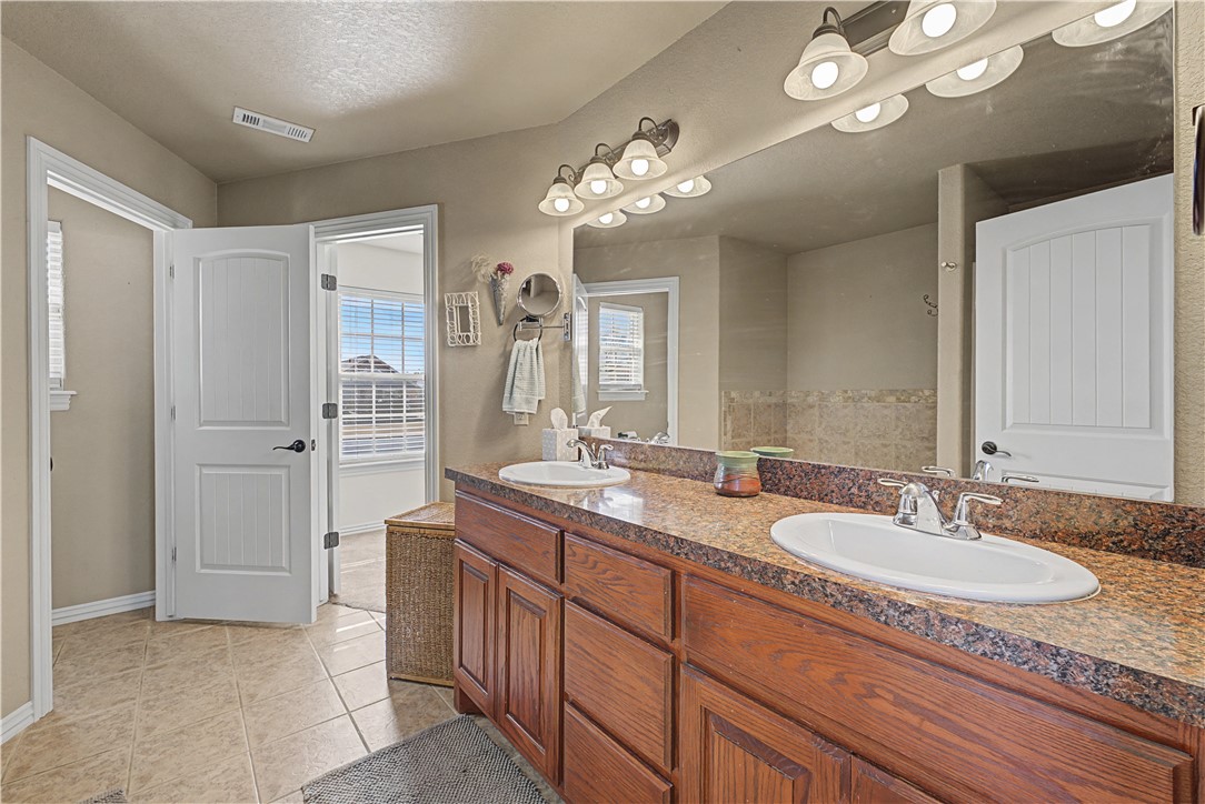 Prairie Meadows Sub Ph 3 - Residential Lease