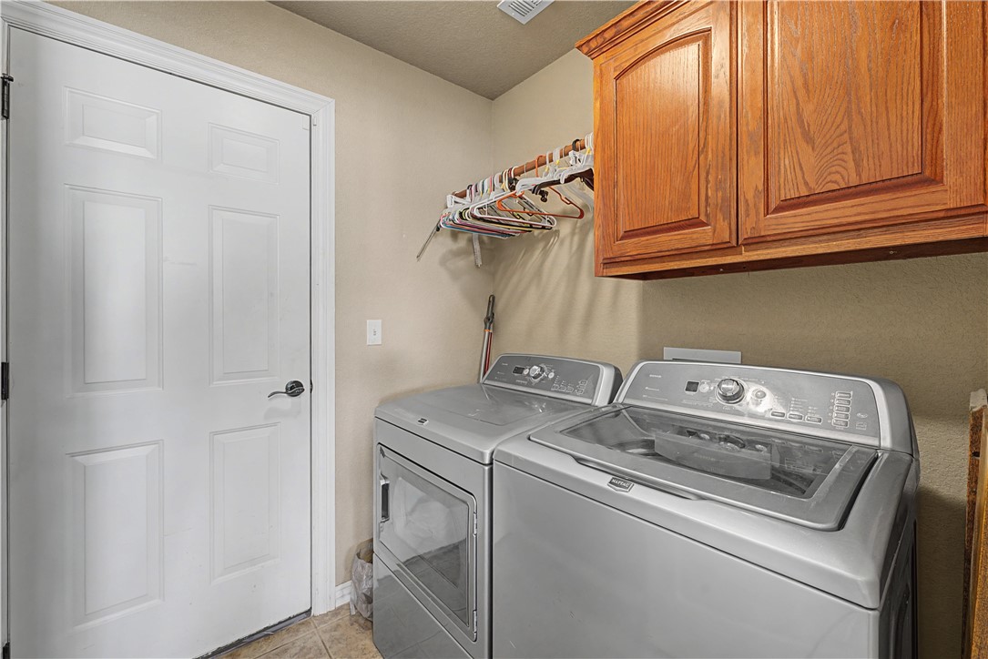 Prairie Meadows Sub Ph 3 - Residential Lease