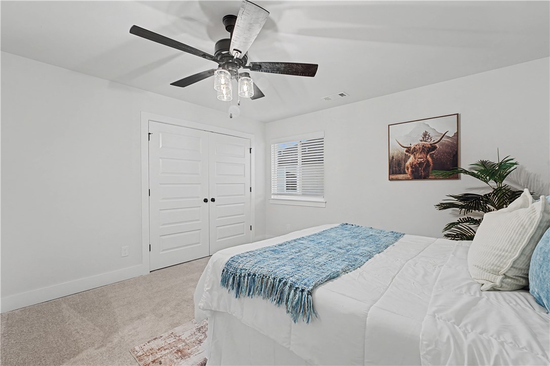 ARLINGTON SUB PH 2-PEA RIDGE - Residential