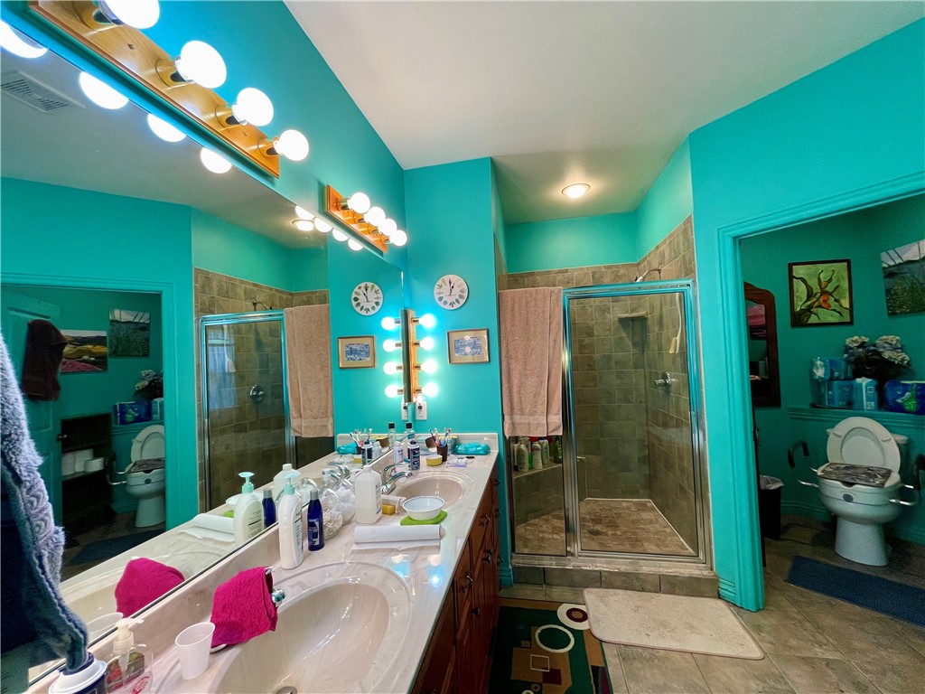 Hickory Hills - Residential