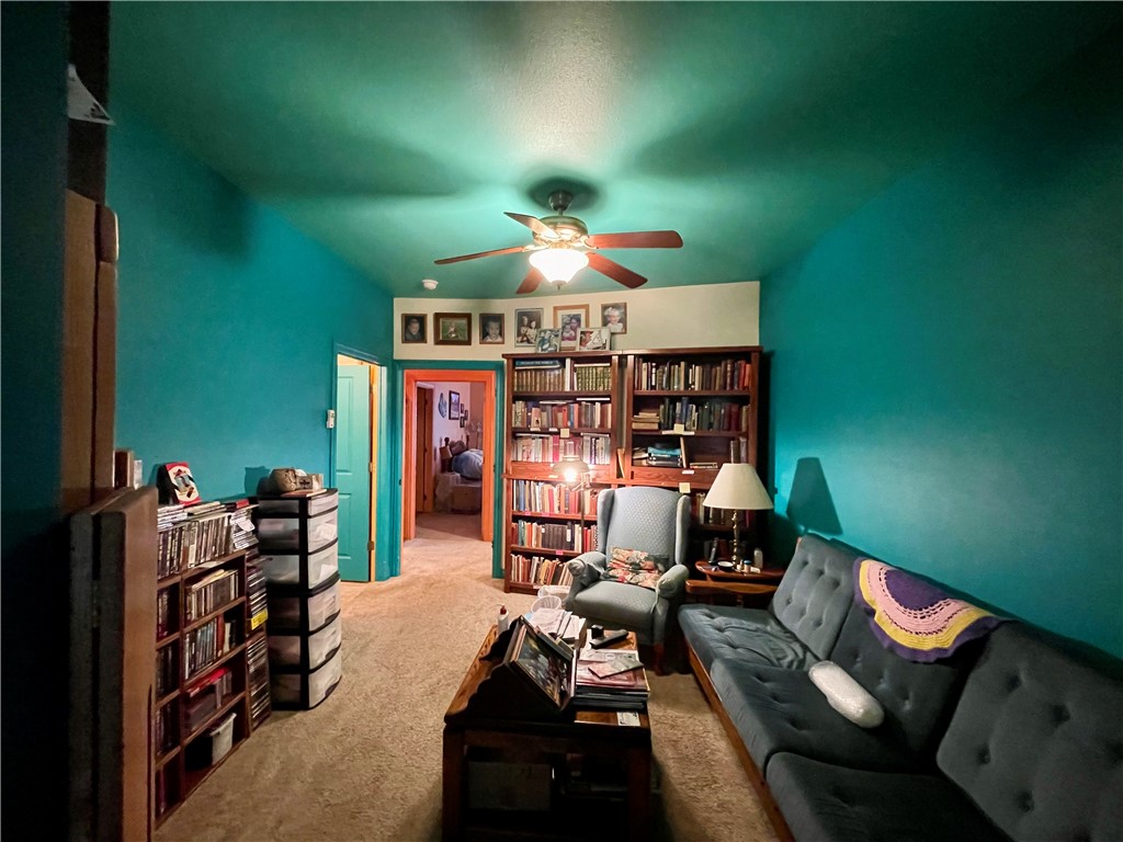 Hickory Hills - Residential