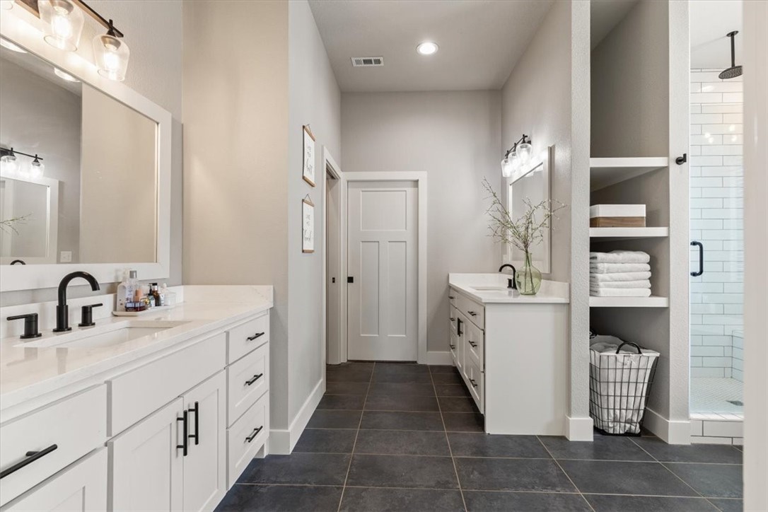 08-19-32-RURAL - Residential