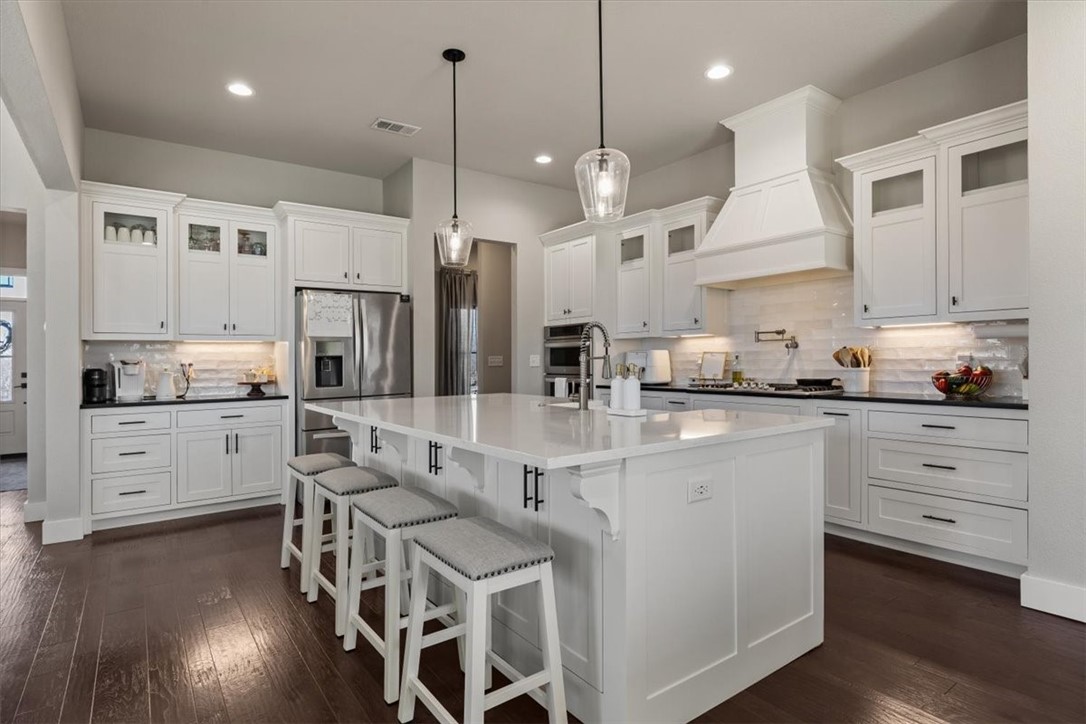 08-19-32-RURAL - Residential