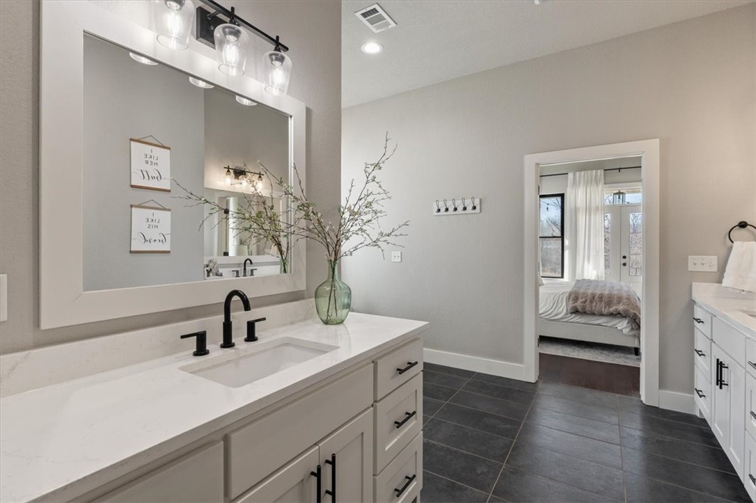 08-19-32-RURAL - Residential