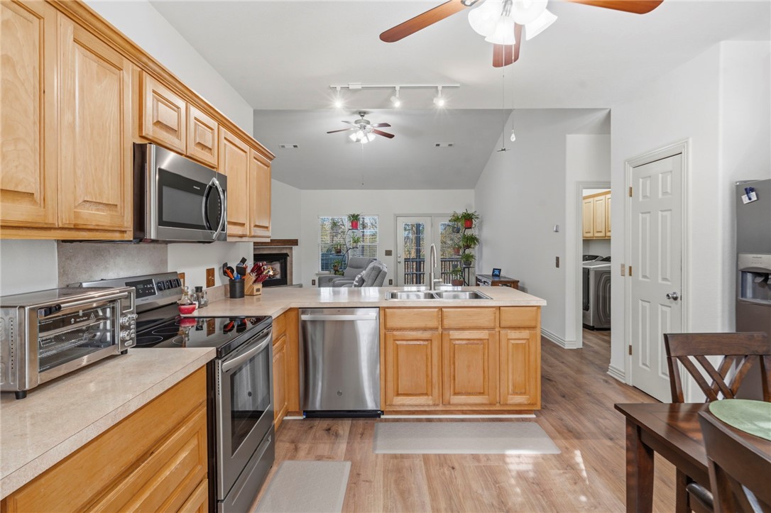 Oxford Sub Bvv - Residential