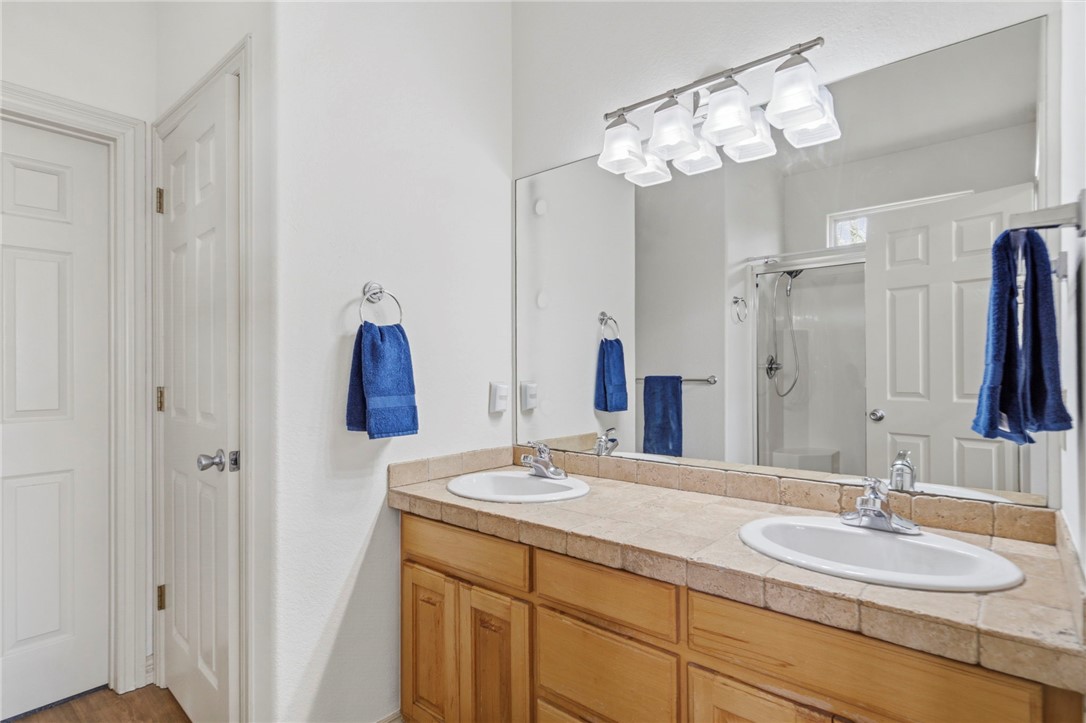 Oxford Sub Bvv - Residential