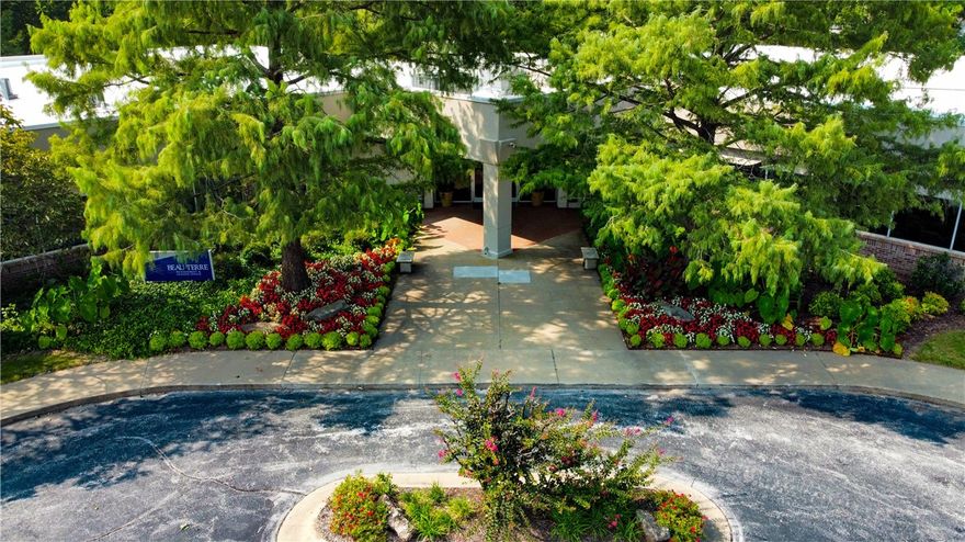 Closest office park to the new Walmart Global Campus.  On-site property management, direct access to I-49.  Amenities include: on-site fitness center, mountain bike trail, hotel & daycare services.  Security deposit is equal to first month's rent.  Tenant pays for phone, internet and janitorial services.