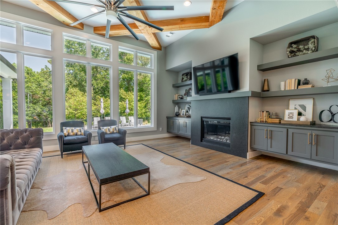 Oak Tree Centerton - Residential