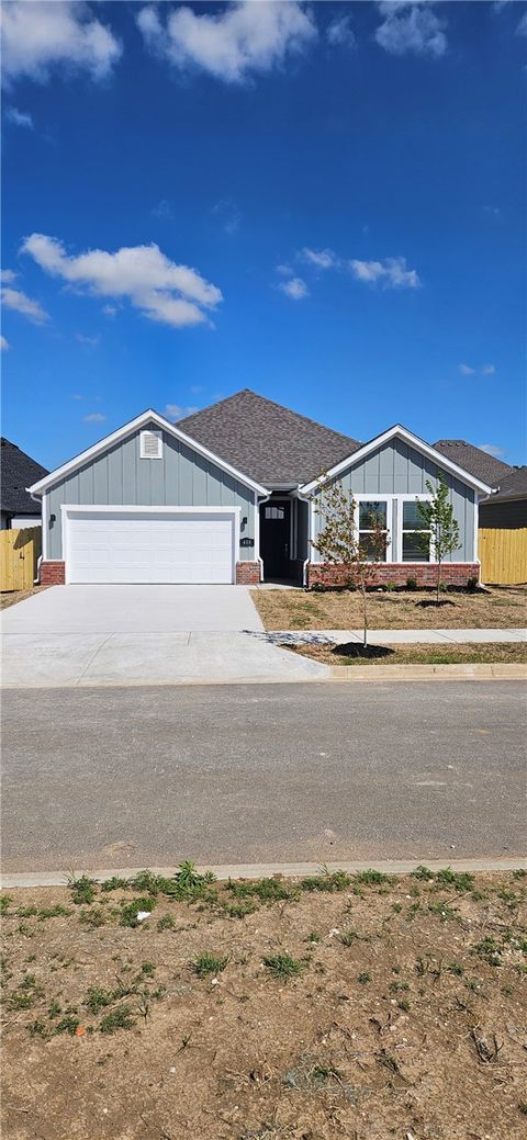 Photo of 488 S Calico, Fayetteville, AR 72704 (MLS # 1343607)