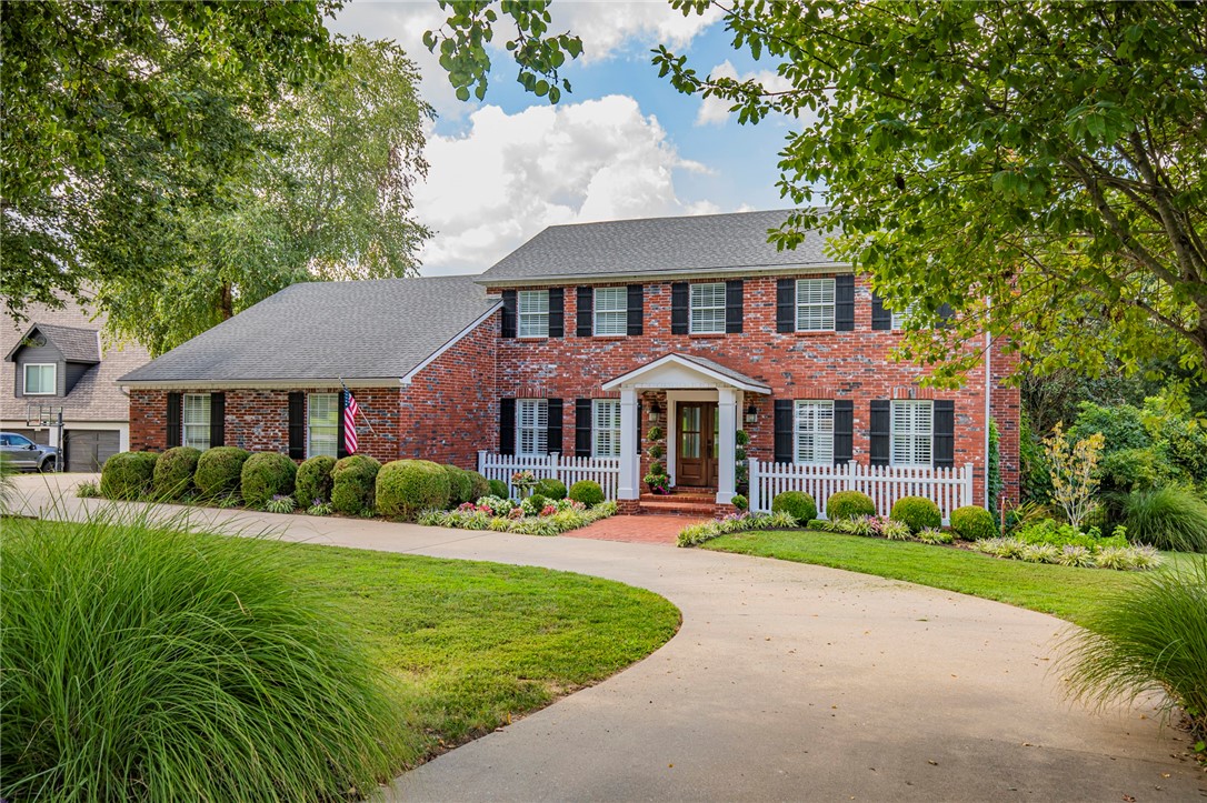 El Contento Acres Bentonville - Residential