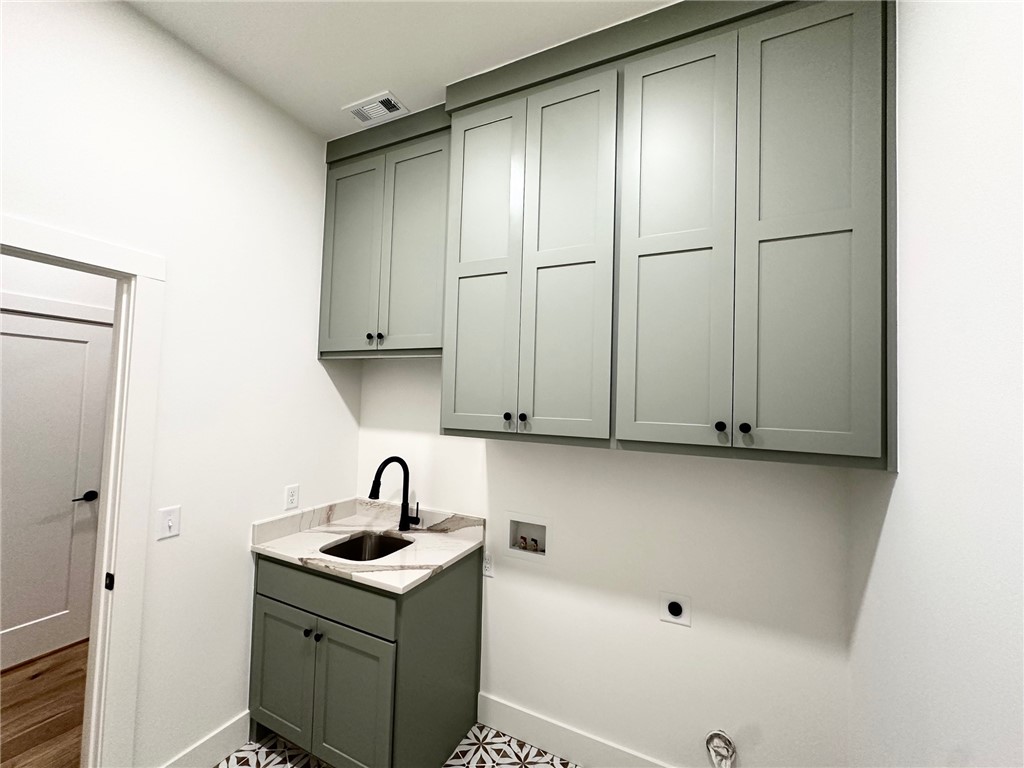 Benedetto - Residential