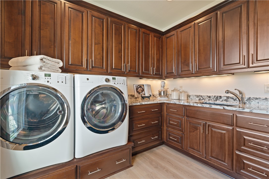 Estates Of Lakeway - Residential