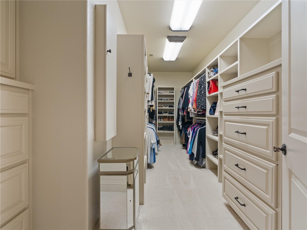 Estates Of Lakeway - Residential