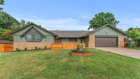 Photo of 1003 S 12th Street, Rogers, AR 72756 (MLS # 1357425)