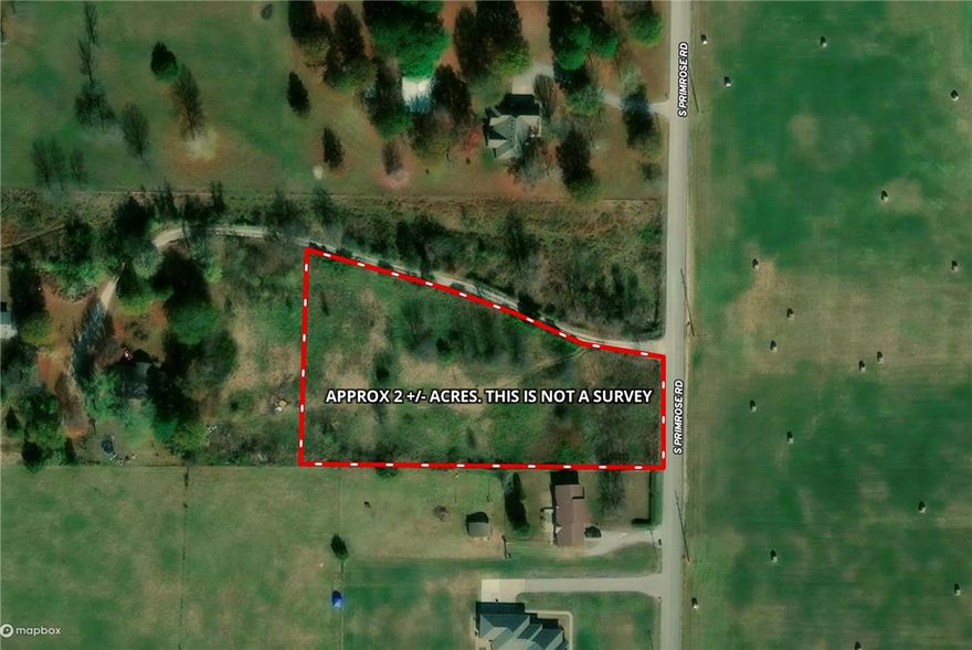 2.5 +/- buildable acres just outside of Lowell, AR. Come build your dream home and be close to everything Northwest Arkansas has to offer. The property is located off of a paved road. Water and Electric at the street.