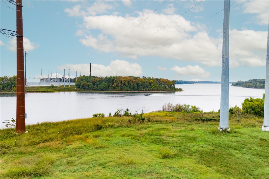 05-18-33-RURAL - Land