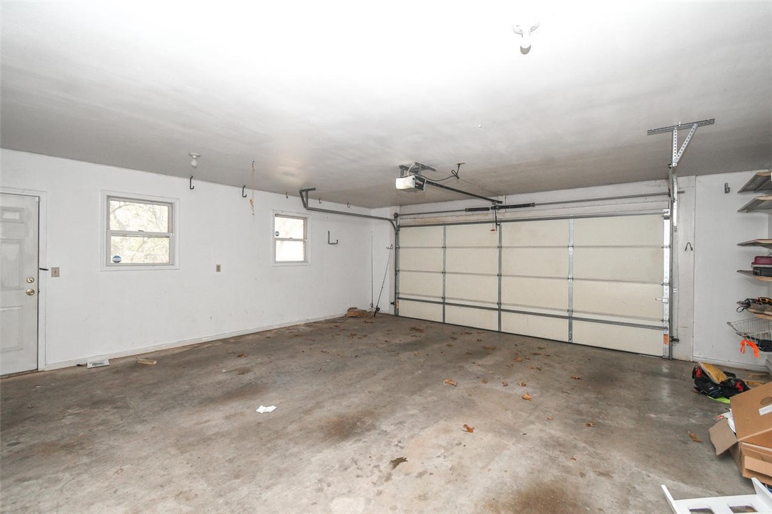Holly Place Sub Siloam Spgs - Residential