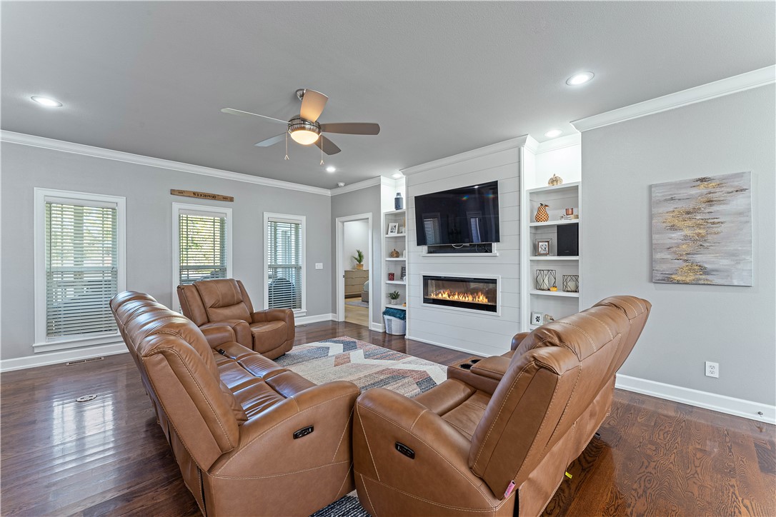 15-19-30-Rogers - Residential