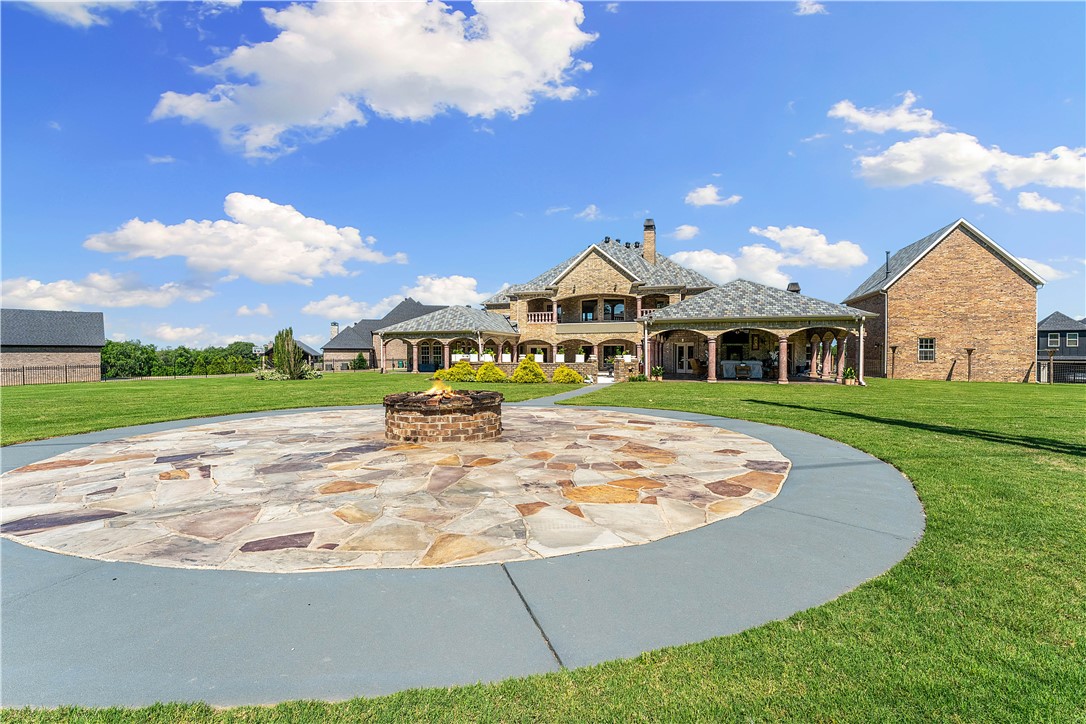 Churchill Downs - Residential