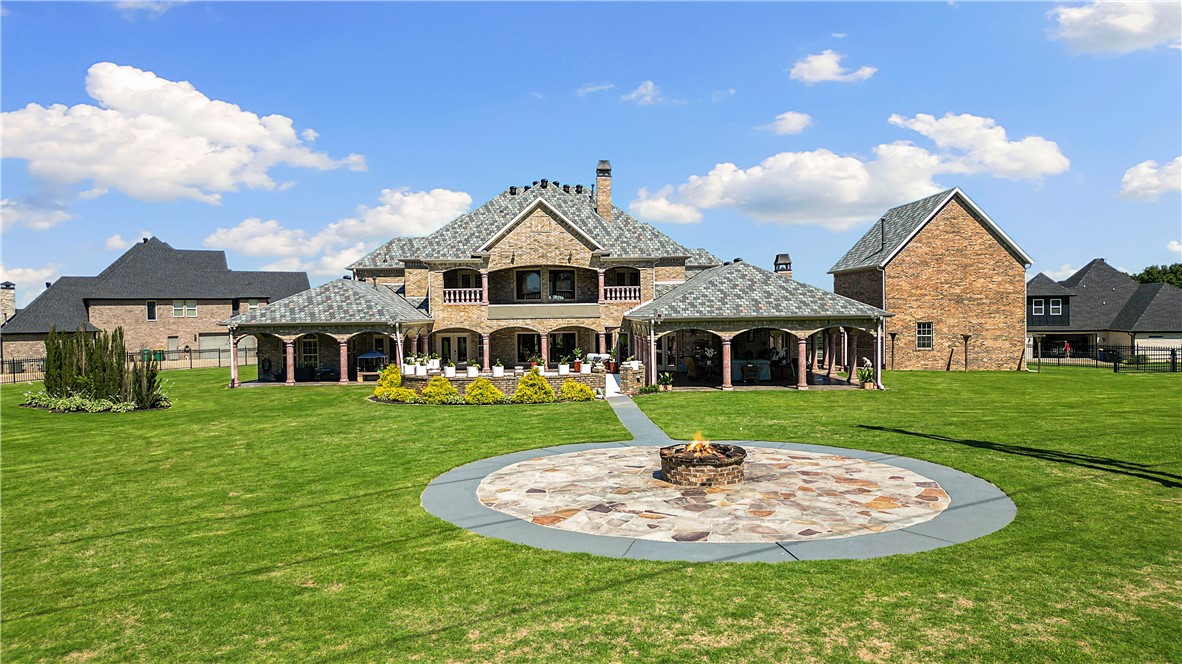 Churchill Downs - Residential