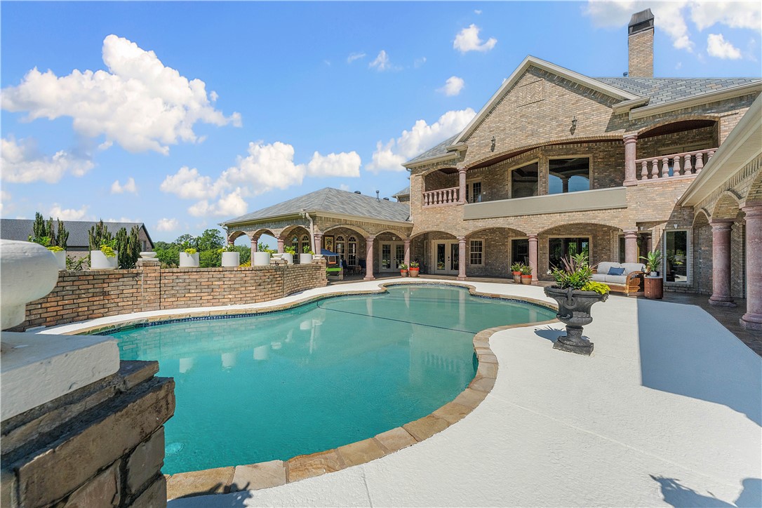Churchill Downs - Residential