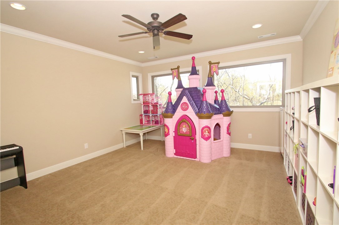 Shadow Valley PUD Ph Vii Rogers - Residential