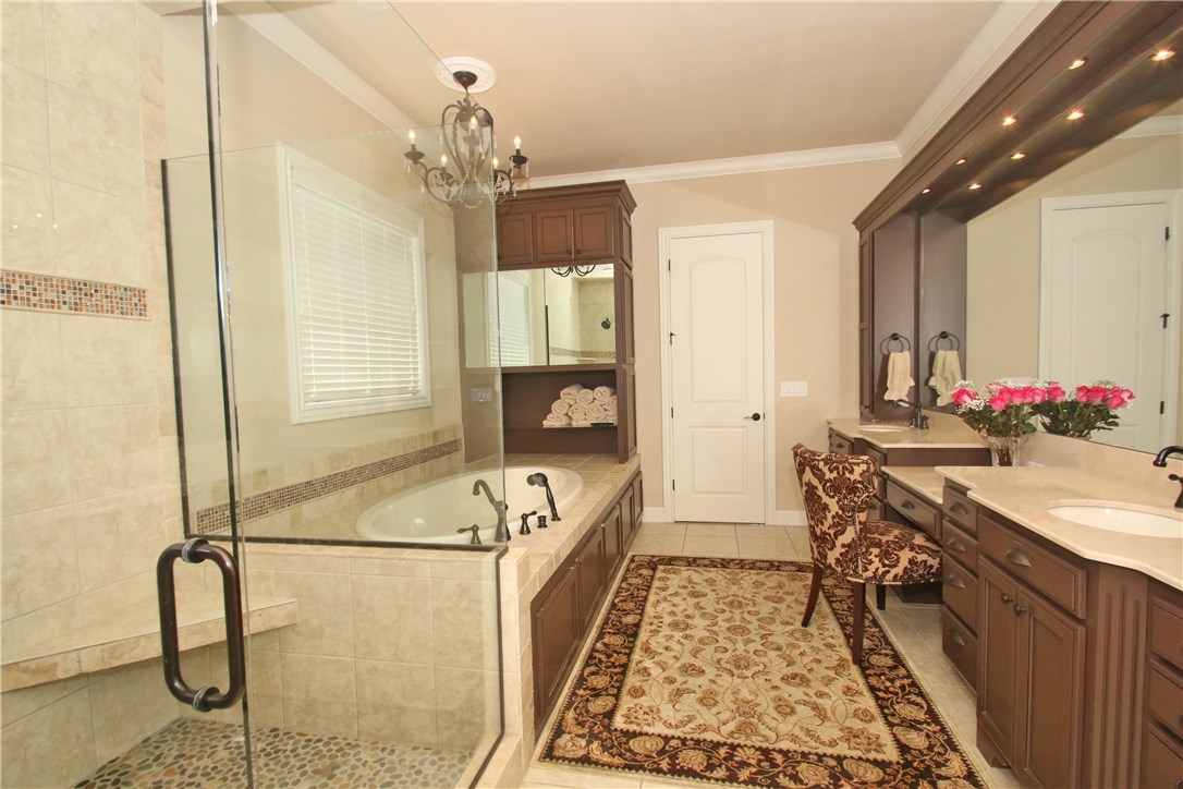 Shadow Valley PUD Ph Vii Rogers - Residential