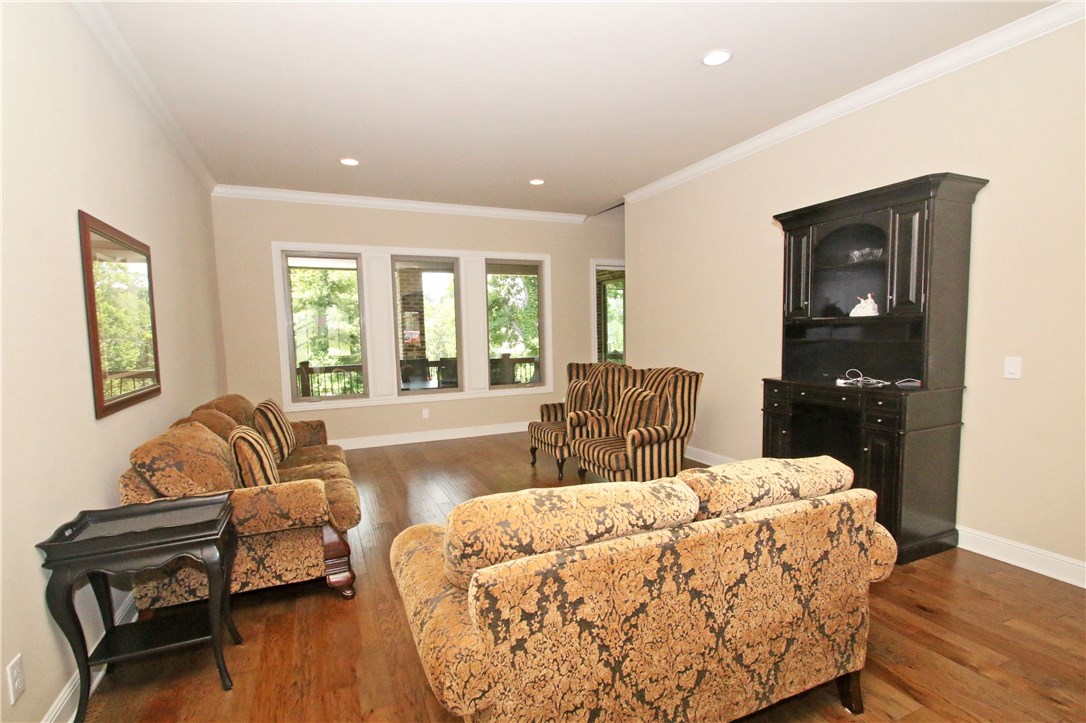 Shadow Valley PUD Ph Vii Rogers - Residential