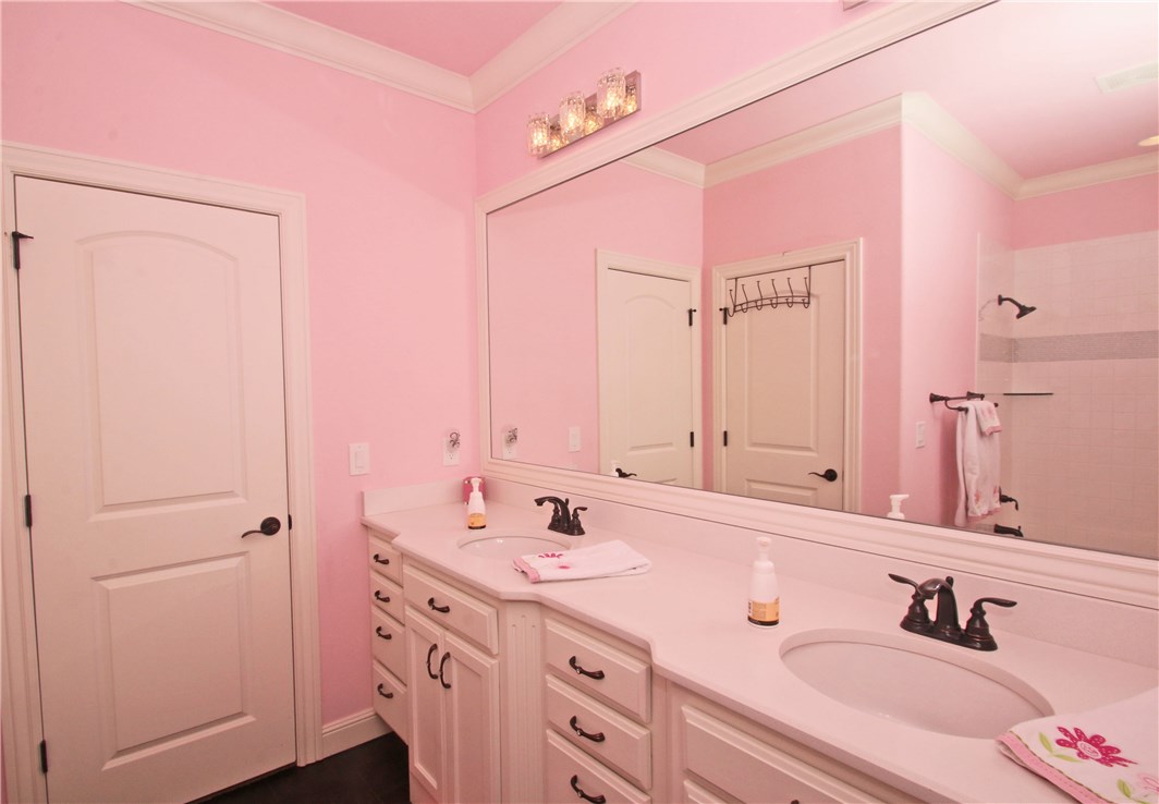 Shadow Valley PUD Ph Vii Rogers - Residential