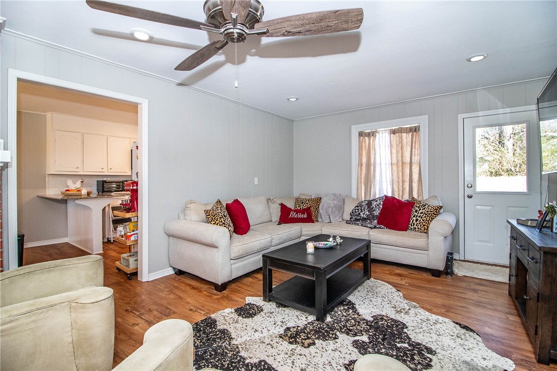 Fayetteville Outlots - Residential Lease