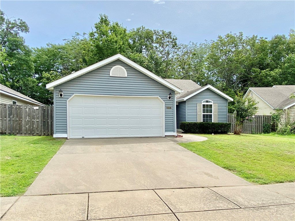 Wonderful 3-bedroom 2 bath home in Walnut Crossing. Home has fresh paint and is ready for a new owner. Location is convenient to Fayetteville, Farmington, University of Arkansas and to I-49. Holland City Park is just around the corner and features great walking trails. Granite Counter Tops, Walk-in closets in 2 of the 3 bedrooms. Home backs up to a green belt with mature trees. Backyard is privacy fenced with a spacious deck and spot for a fire-pit. Perfect place for your furry friends and for entertaining. HVAC replaced last year. Schedule a showing today!