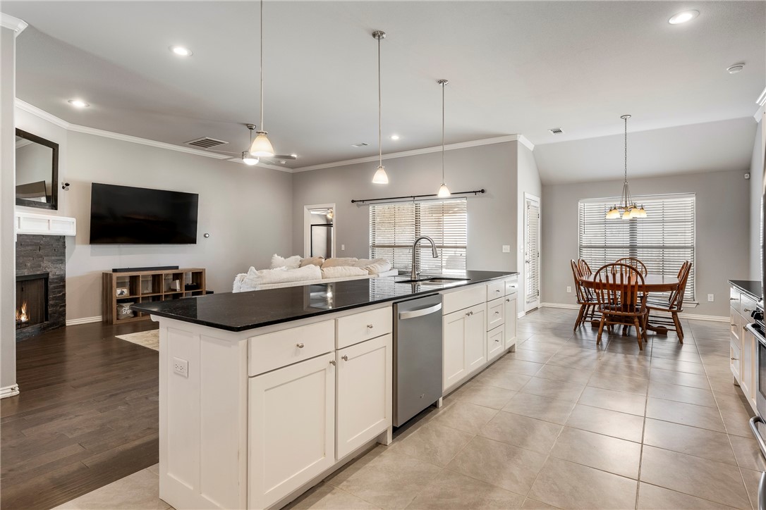 Cornerstone Ridge Sub Ph Iv Bentonville - Residential