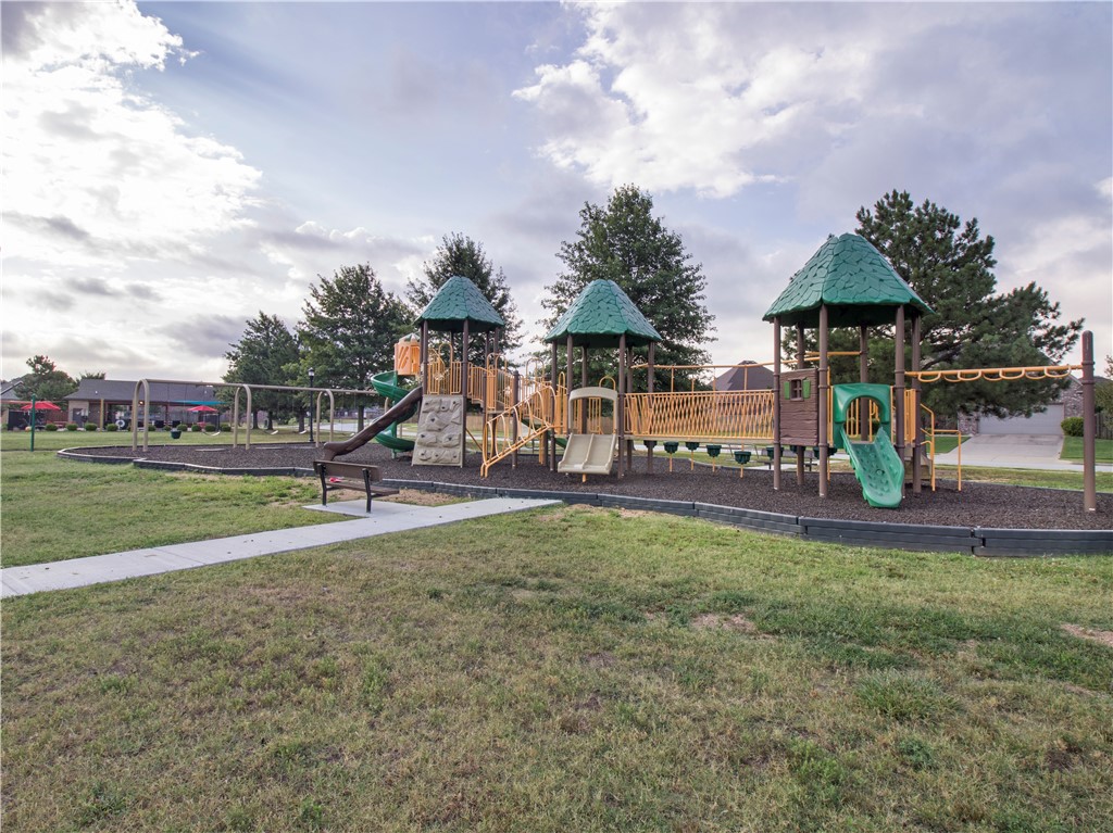 Cornerstone Ridge Sub Ph Iv Bentonville - Residential