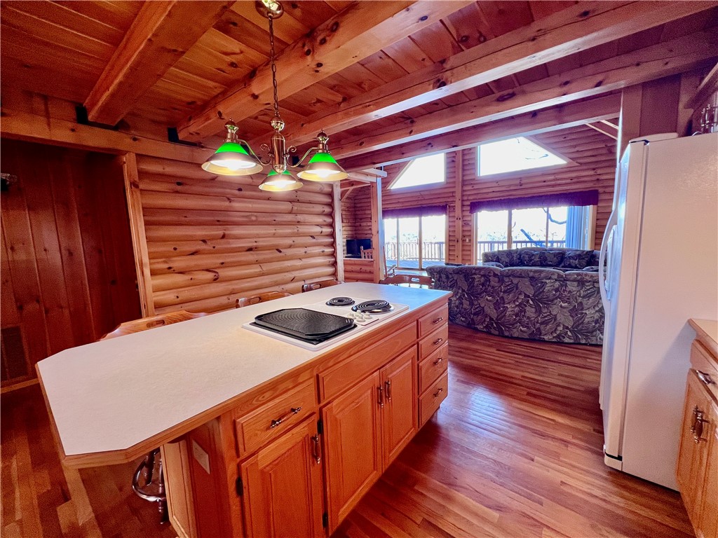 Unit 5 Holiday Island - Residential